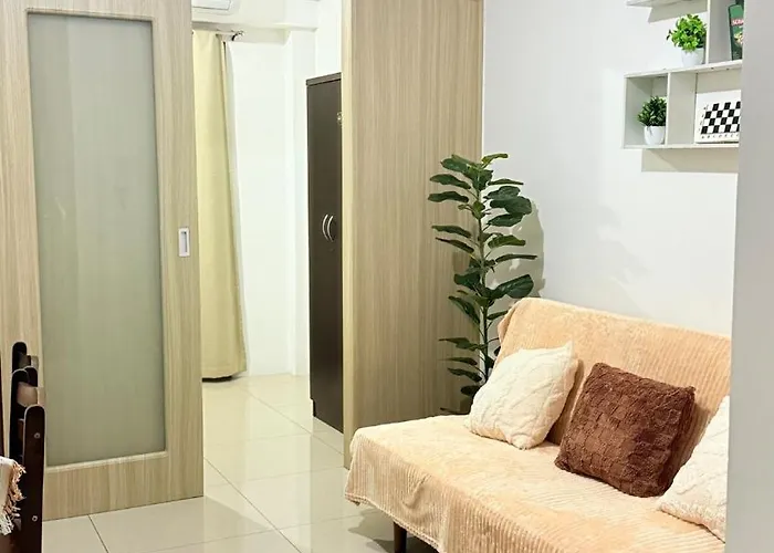 Vsm Staycation Moa View With Balcony