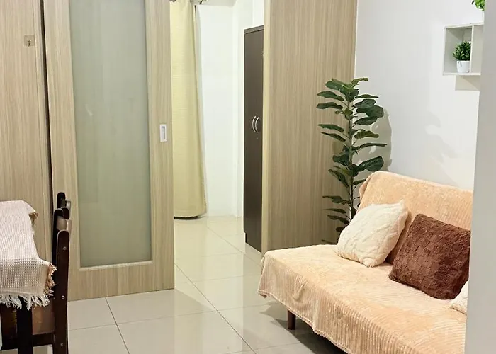 Apartment Vsm Staycation Moa View With Balcony