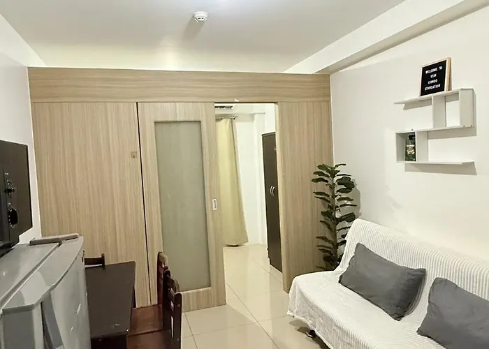 Vsm Staycation Moa View With Balcony Apartment