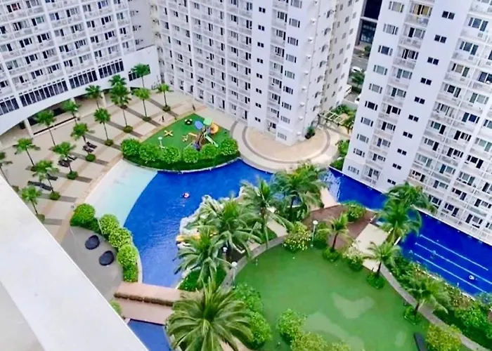 Vsm Staycation Moa View With Balcony Apartment