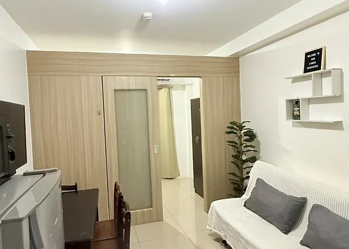 Vsm Staycation Moa View With Balcony Apartment *